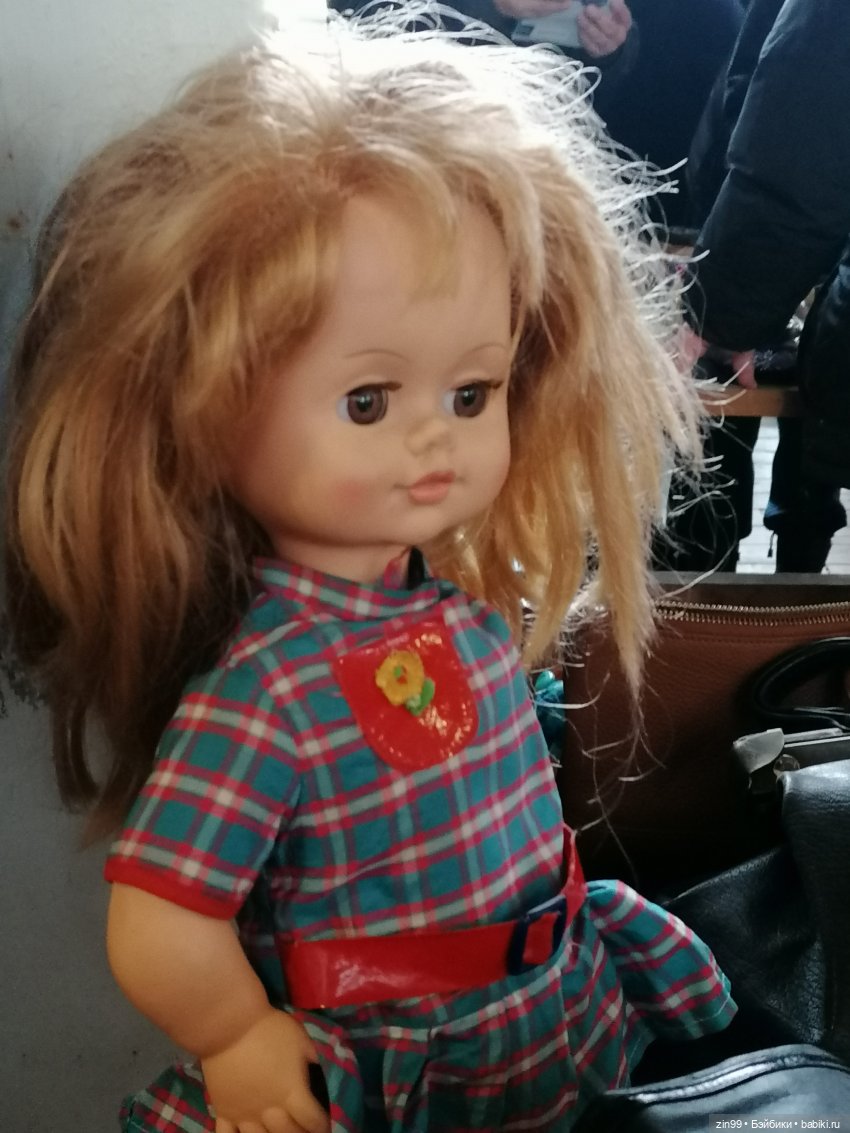 Вернисаж, барахолка и кукла ГДР