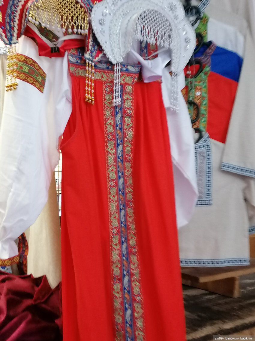 Вернисаж, барахолка и кукла ГДР