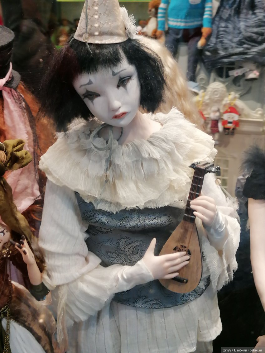 Прогулка по Центральному магазину