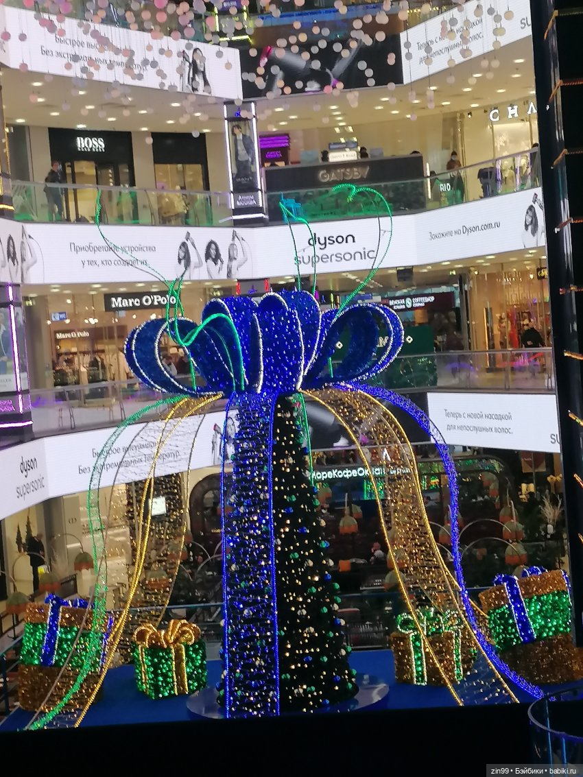 Прогулка в большой развлекательный центр Москвы с куколкой (фото 5)