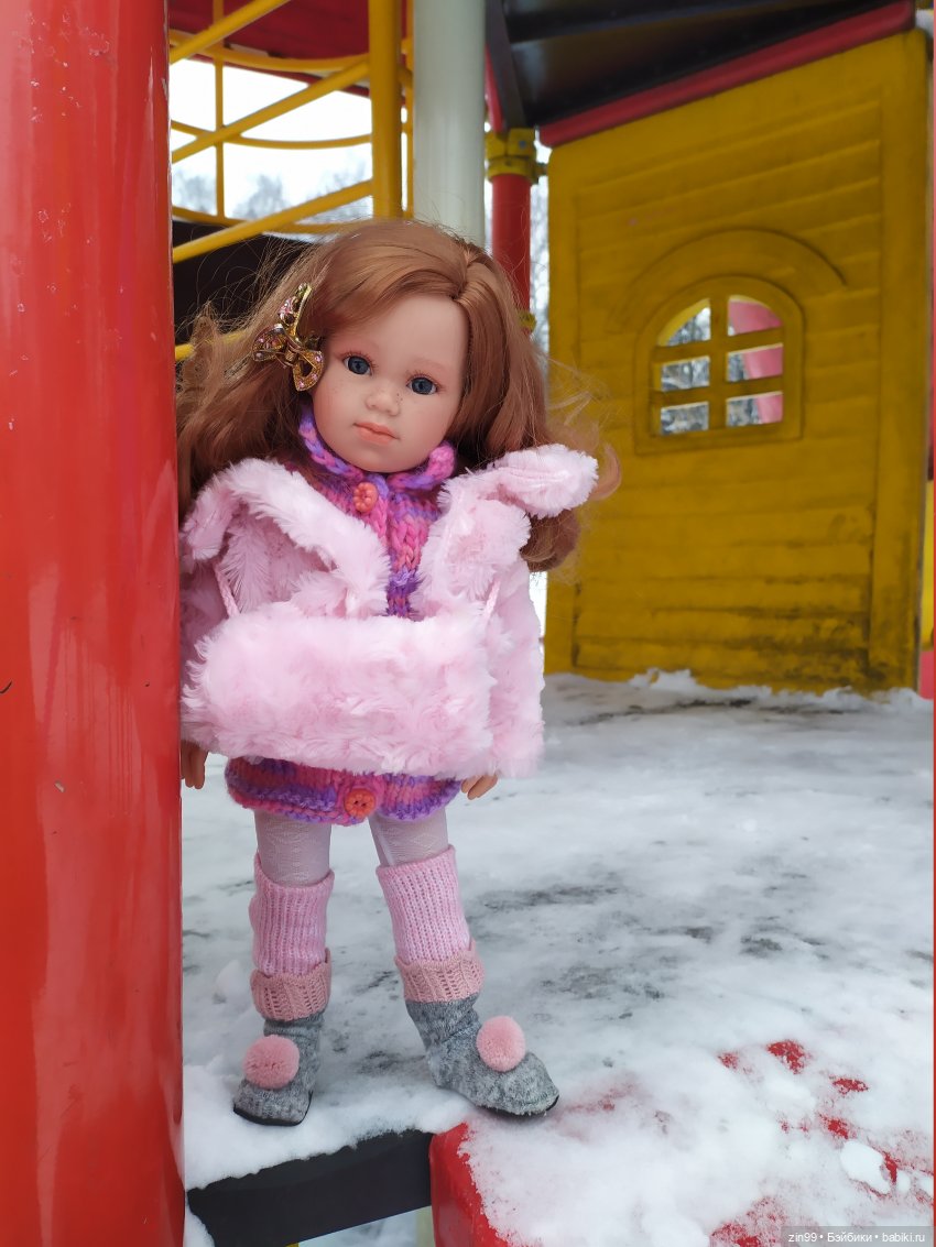 По сугробам и лесам или новая девочка Кармен