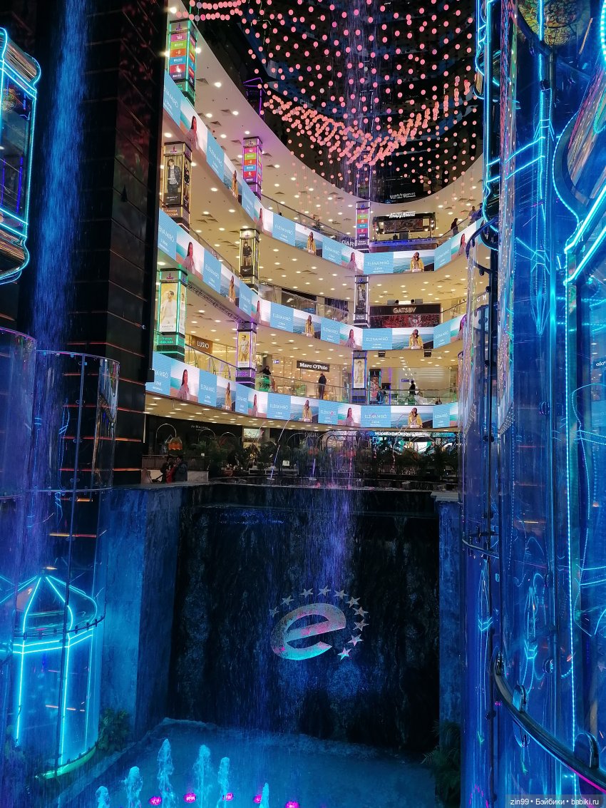 Rainbow High Поппи новенькая и прогулка в ТЦ | Бэйбики Rainbow High Поппи новенькая и прогулка в ТЦ (фото 2)