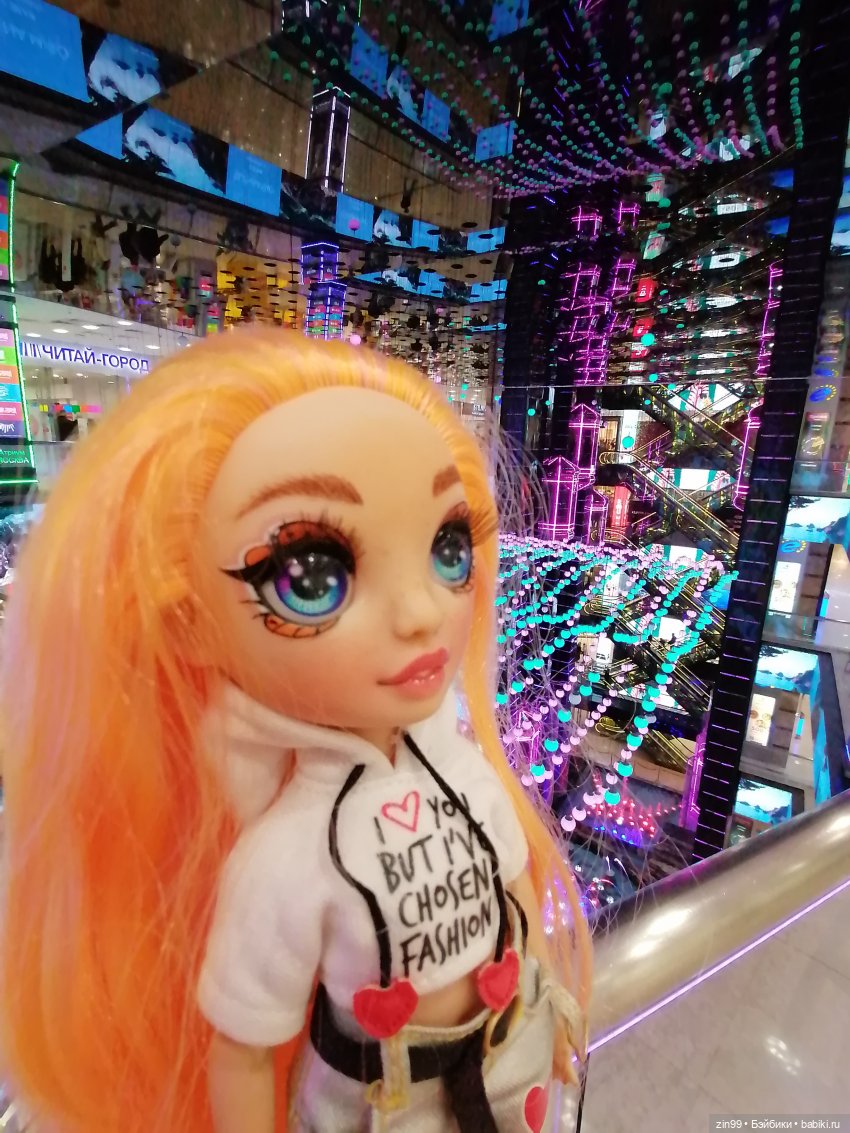 Rainbow High Поппи новенькая и прогулка в ТЦ | Бэйбики Rainbow High Поппи новенькая и прогулка в ТЦ