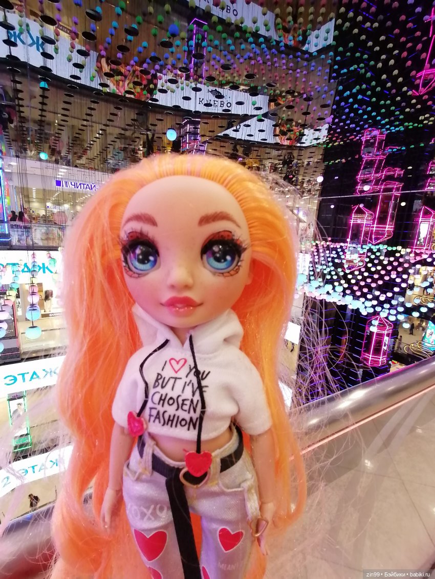 Rainbow High Поппи новенькая и прогулка в ТЦ | Бэйбики Rainbow High Поппи новенькая и прогулка в ТЦ