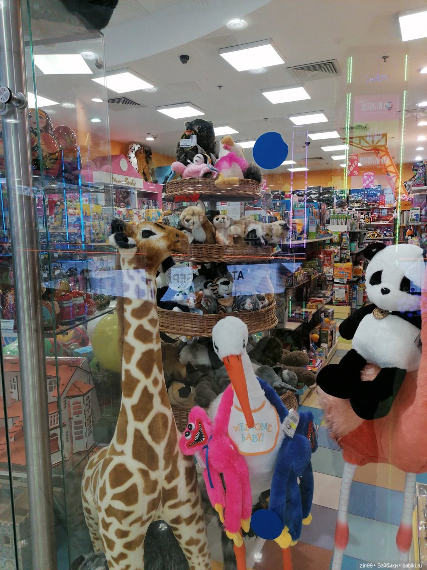 Rainbow High Поппи новенькая и прогулка в ТЦ | Бэйбики Rainbow High Поппи новенькая и прогулка в ТЦ