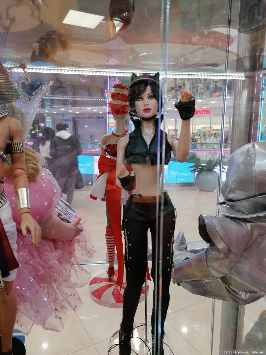 Rainbow High Поппи новенькая и прогулка в ТЦ | Бэйбики Rainbow High Поппи новенькая и прогулка в ТЦ