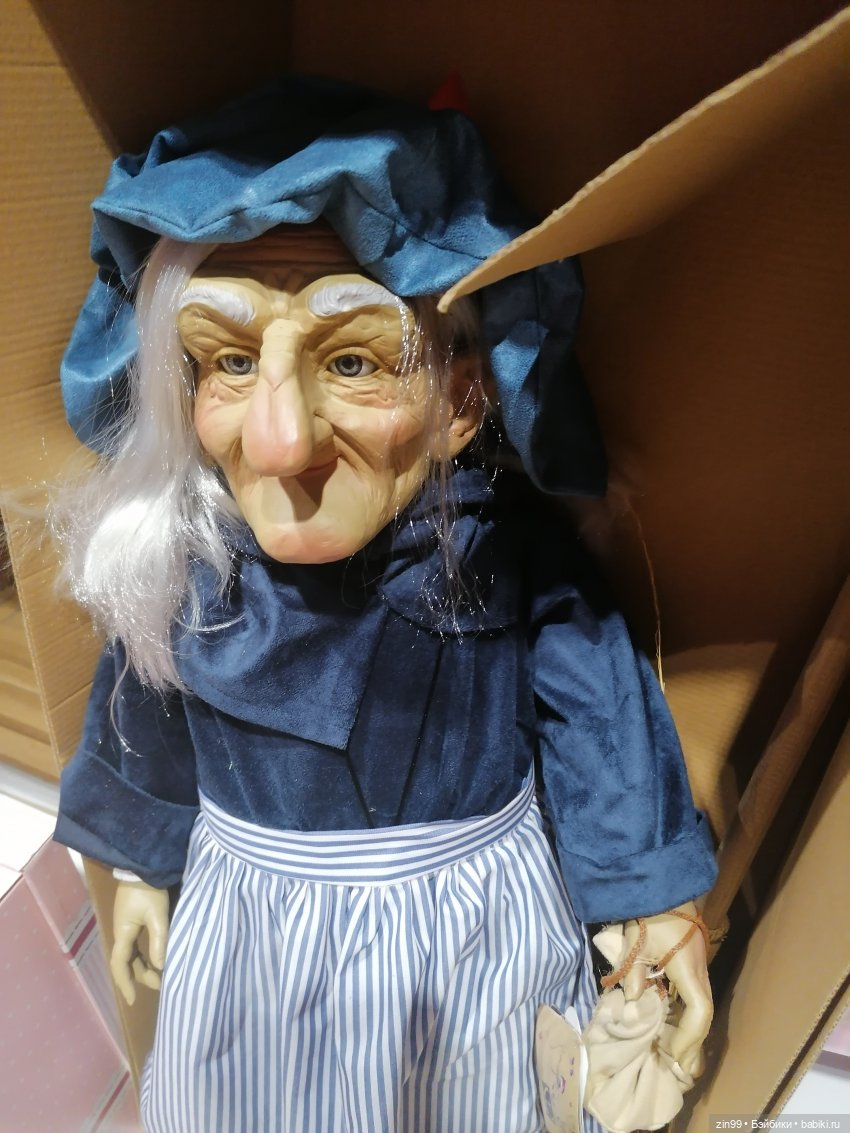 Прогулка в большой детский магазин и не только