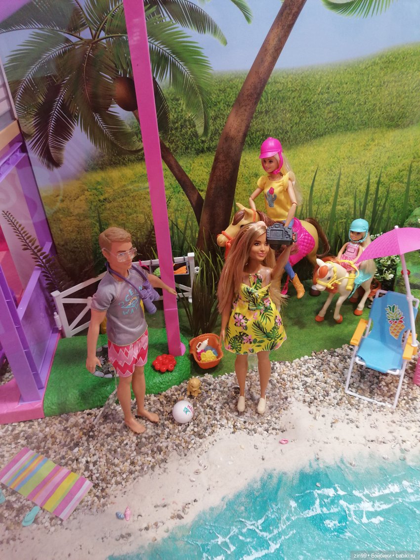 Прогулка в большой детский магазин и не только