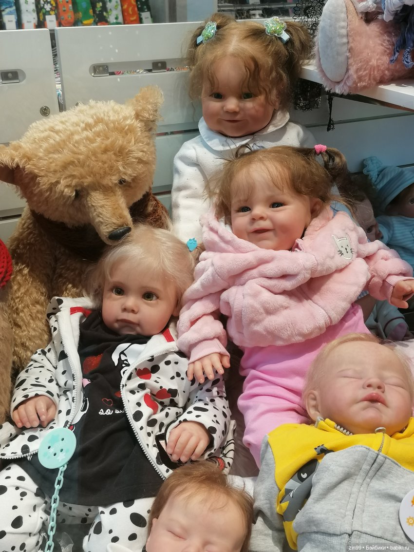 Прогулка в большой детский магазин и не только