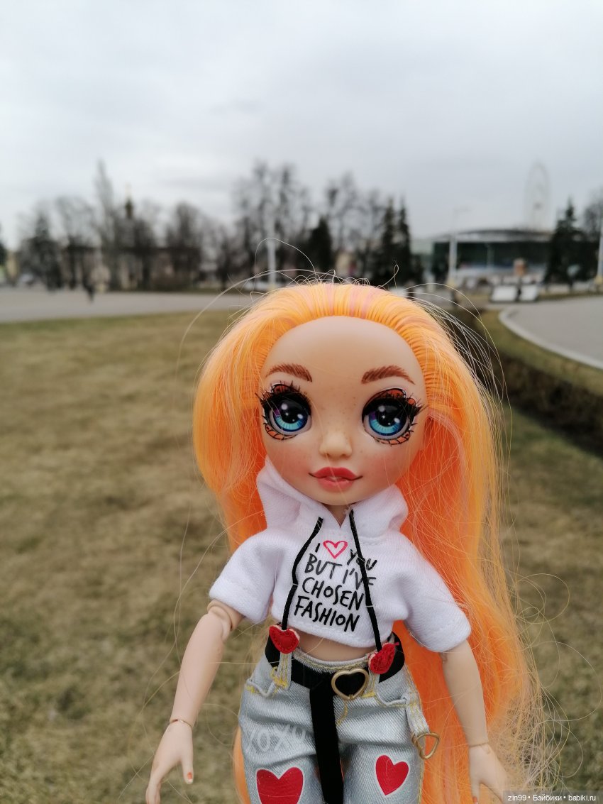 ВДНХ в апреле и новенькая