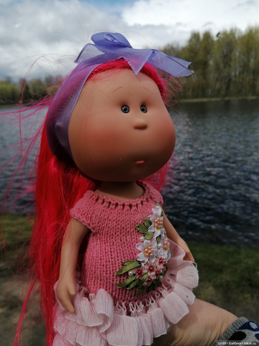 Мия Булочка, прогулка в парке