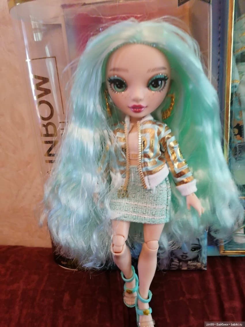 Кукла Rainbow High Daphne Minton