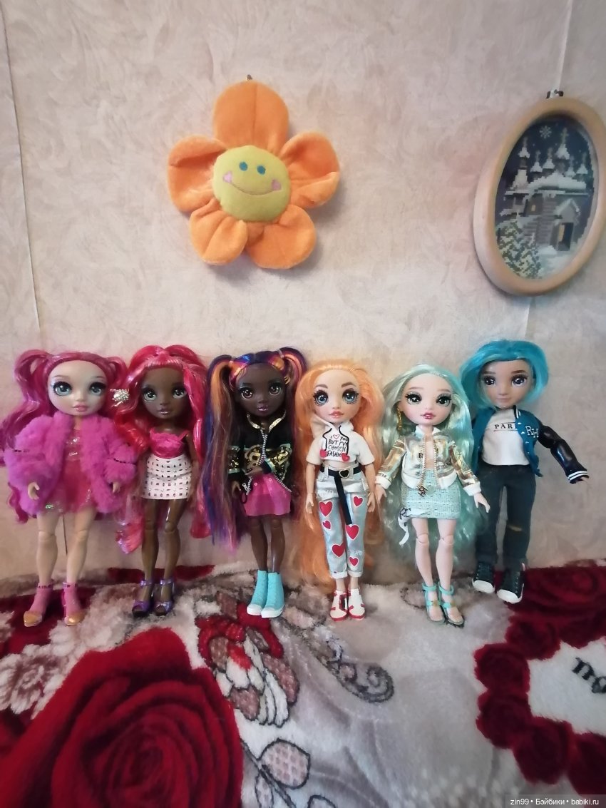Куклы Rainbow Hihg 3 серия и одна Федра из пляжной серии