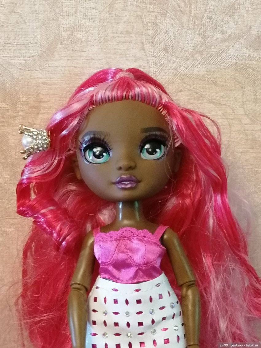 Куклы Rainbow Hihg 3 серия и одна Федра из пляжной серии (фото 6)