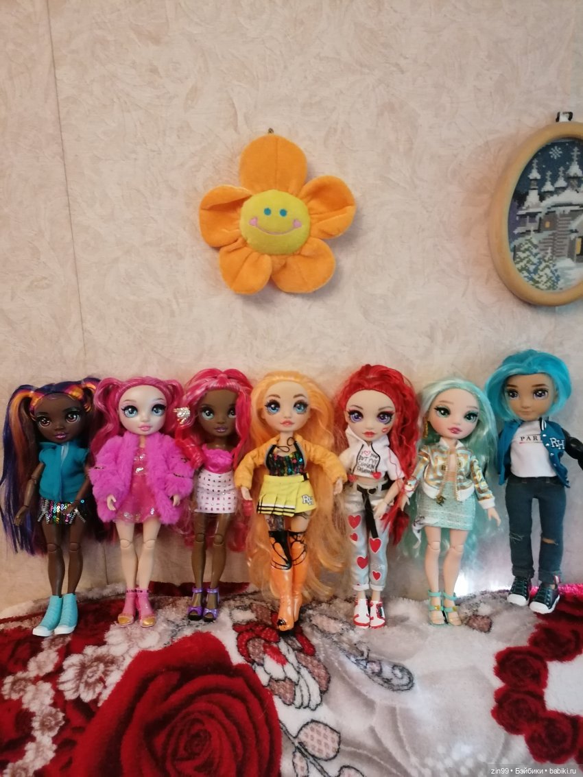 Куклы Rainbow Hihg 3 серия и одна Федра из пляжной серии