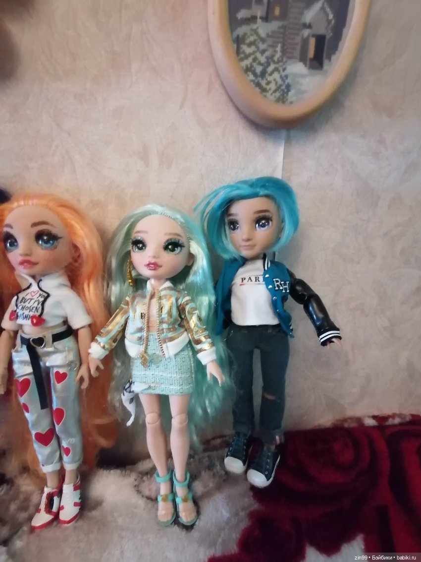 Куклы Rainbow Hihg 3 серия и одна Федра из пляжной серии