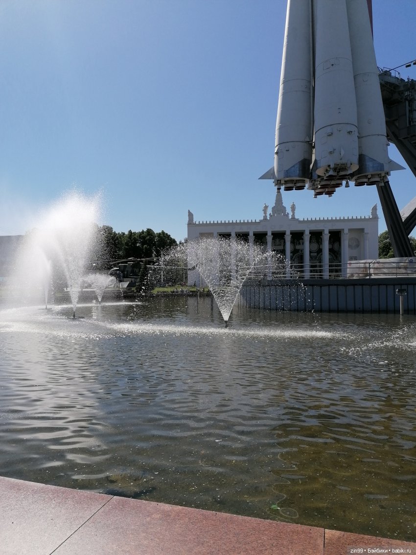 От Ботанического сада на ВДНХ с Федрой! Продолжение