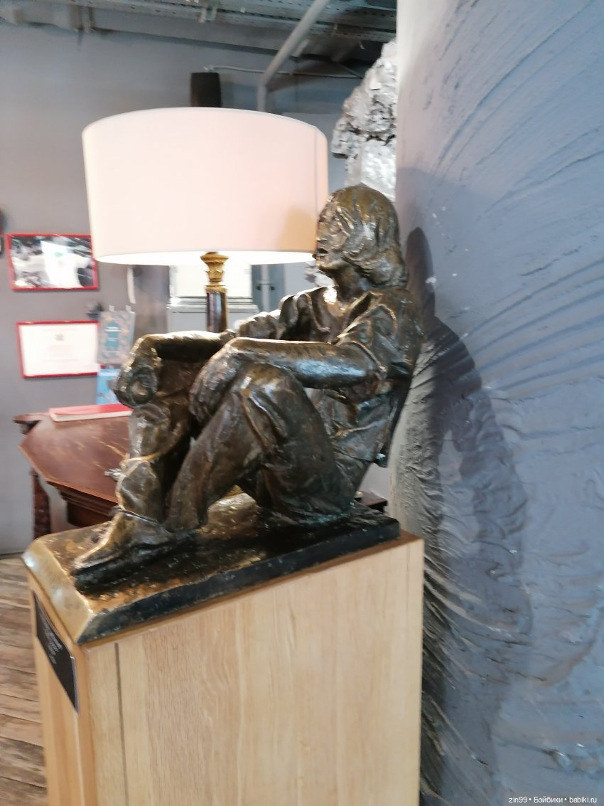 АРТ-КАФЕ РУКАВ на Земляном валу, в Москве