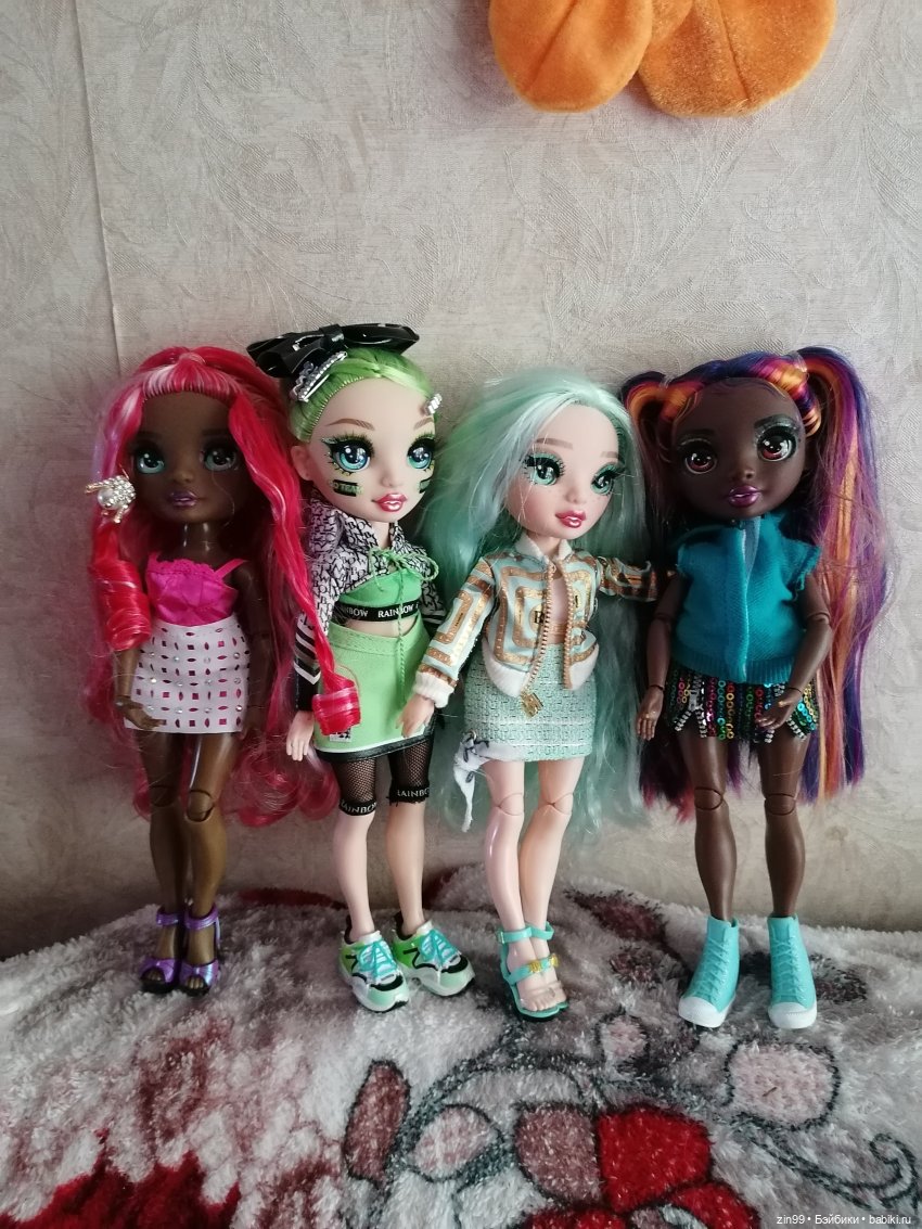 Приехала Jade Hunter от Rainbow High , Зеленая! И теперь почти вся серия