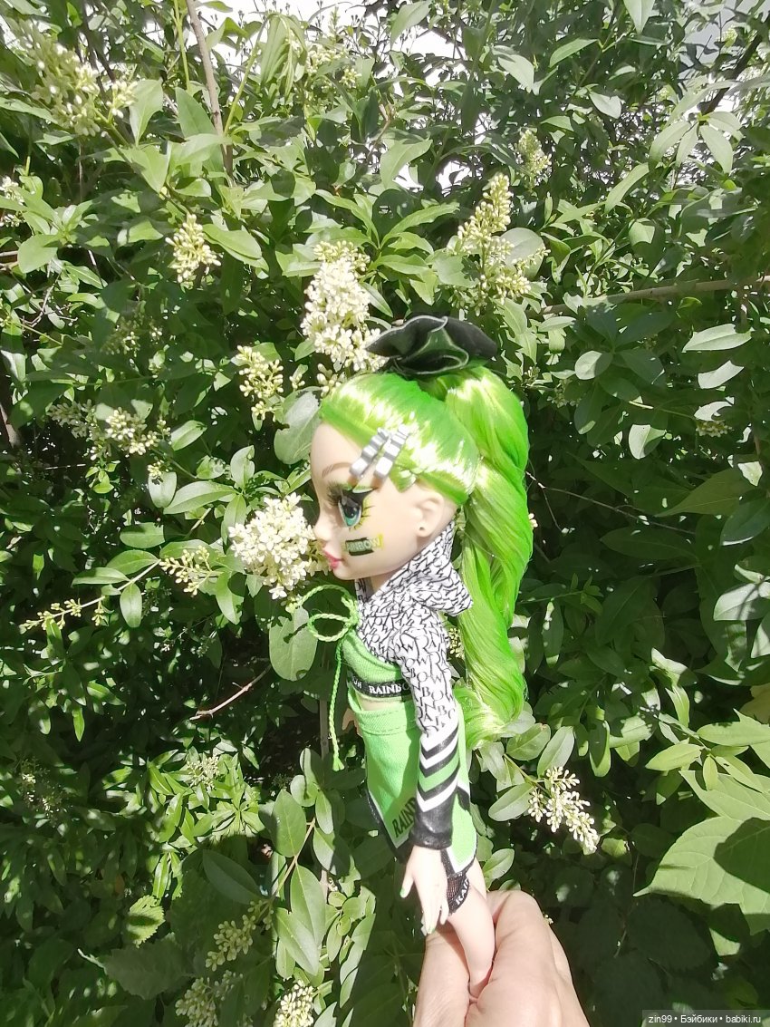 Приехала Jade Hunter от Rainbow High , Зеленая! И теперь почти вся серия