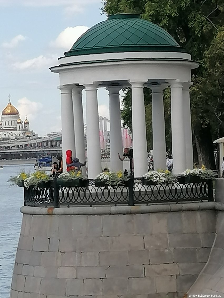 Центральный парк культуры и отдыха им. Горького! В Москве в июле