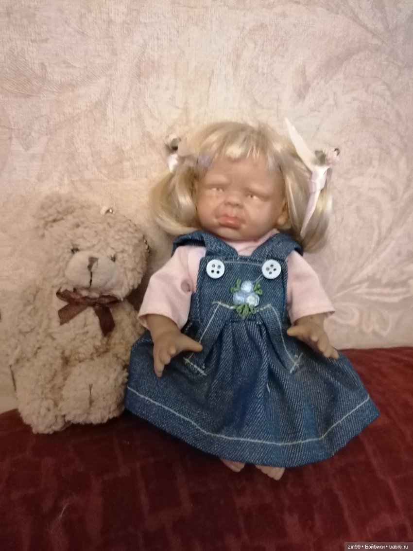 Маленькая девочка, серые глаза...что ж ты плачешь, а