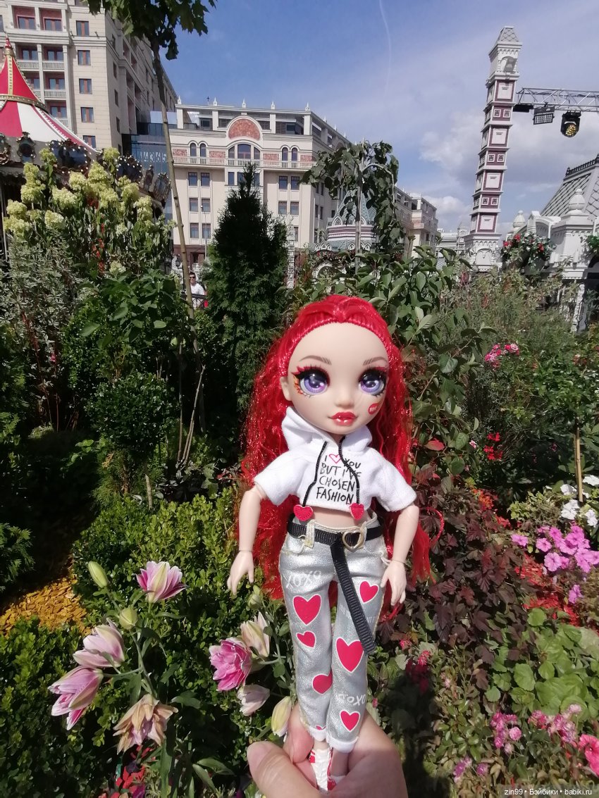 Фестиваль «Московское варенье» на Манеже с куклой Руби от Rainbow Hihg