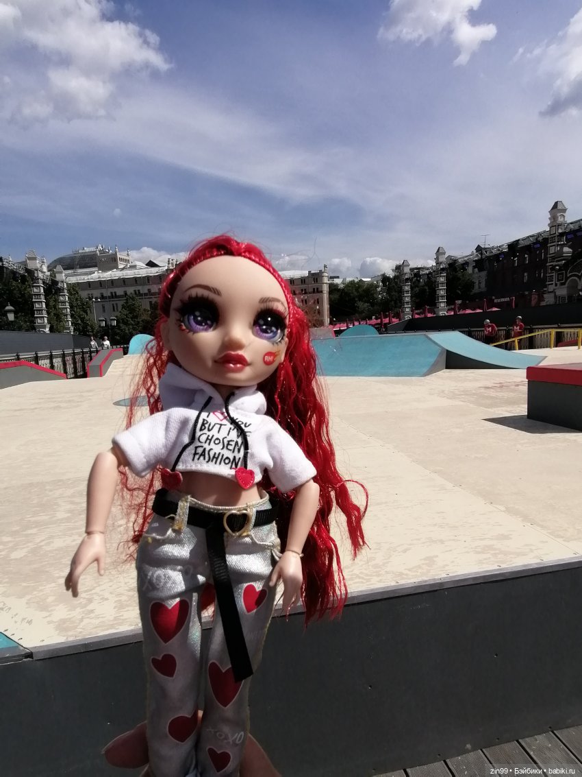 Фестиваль «Московское варенье» на Манеже с куклой Руби от Rainbow Hihg