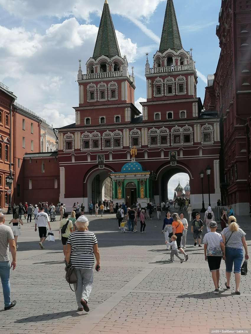 Фестиваль «Московское варенье» на Манеже с куклой Руби от Rainbow Hihg