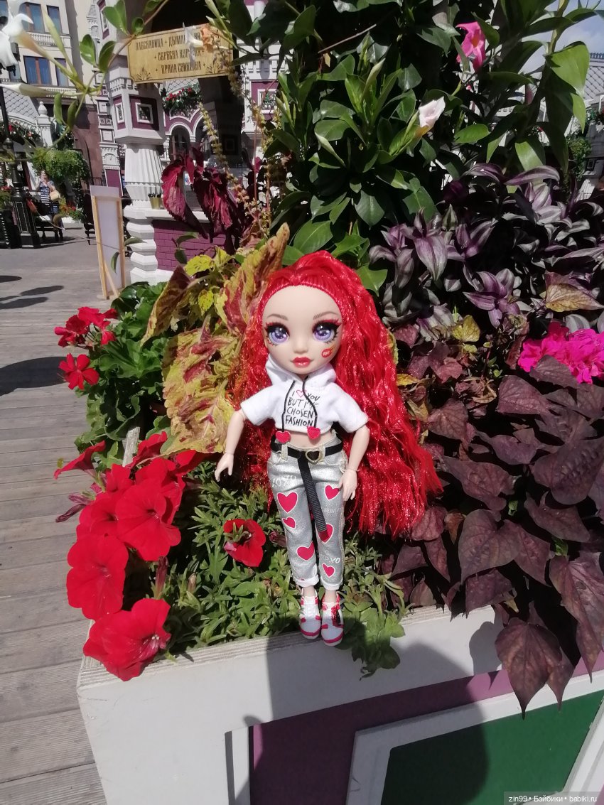 Фестиваль «Московское варенье» на Манеже с куклой Руби от Rainbow Hihg