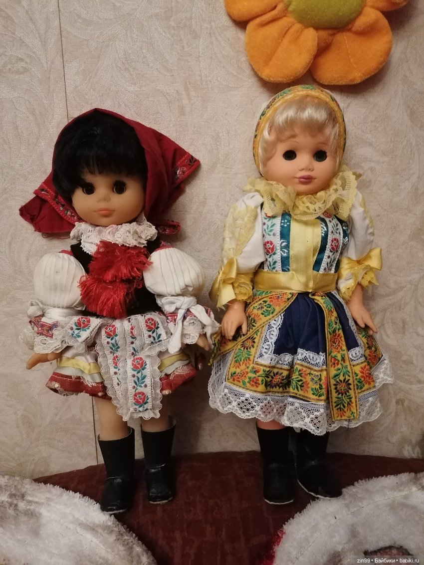 Куколки ГДР в национальных костюмах и прогулка по ВДНХ (фото 3)