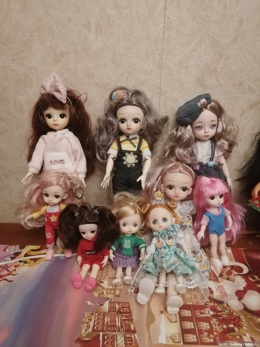 Куколки типа баболи на рынке