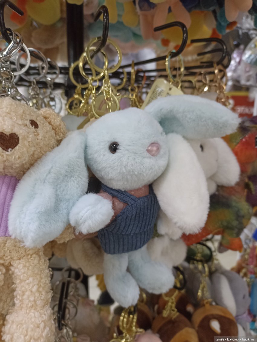 Куколки типа баболи на рынке