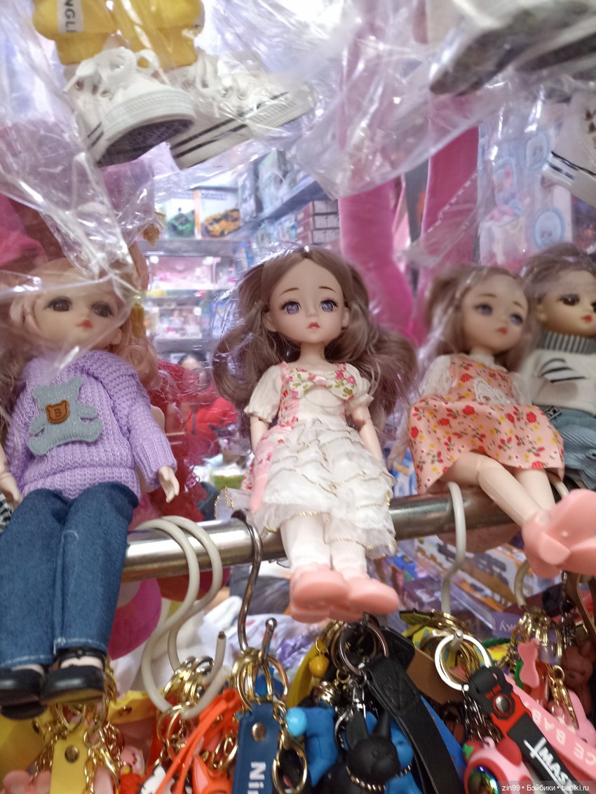 Куколки типа баболи на рынке (фото 9)