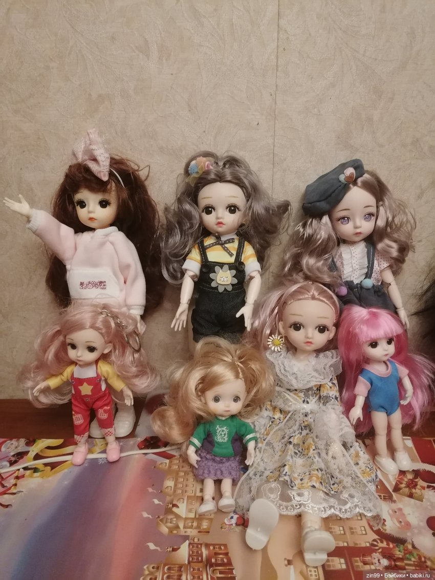 Куколки типа баболи на рынке