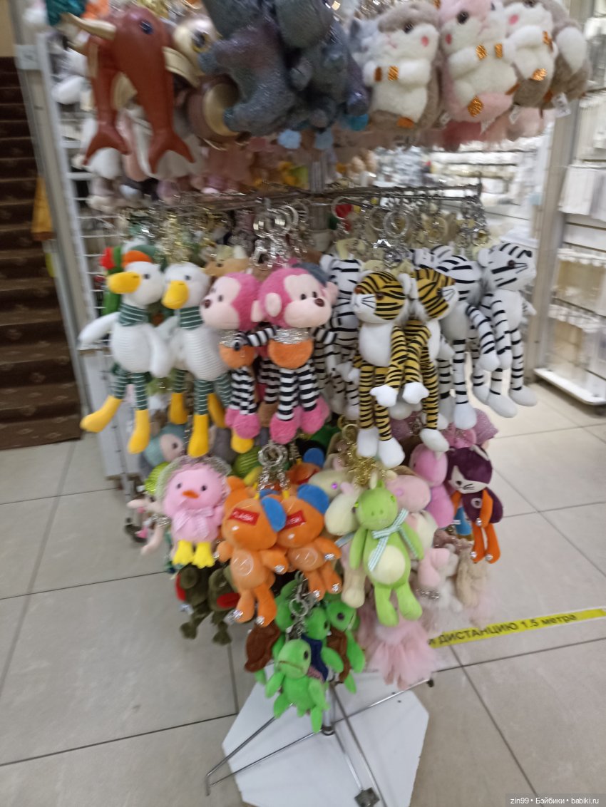 Куколки типа баболи на рынке