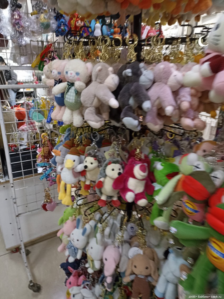 Куколки типа баболи на рынке
