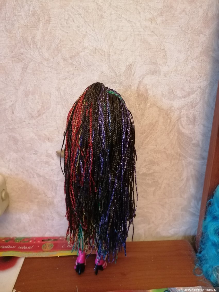 Ванесса Темпо Rainbow High, классная девочка или прогулка по центру Москвы