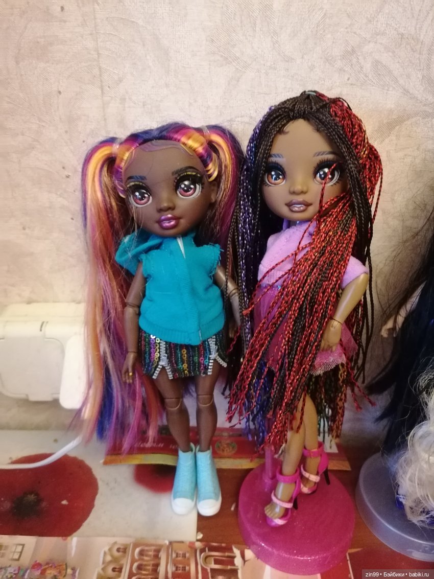 Ванесса Темпо Rainbow High, классная девочка или прогулка по центру Москвы