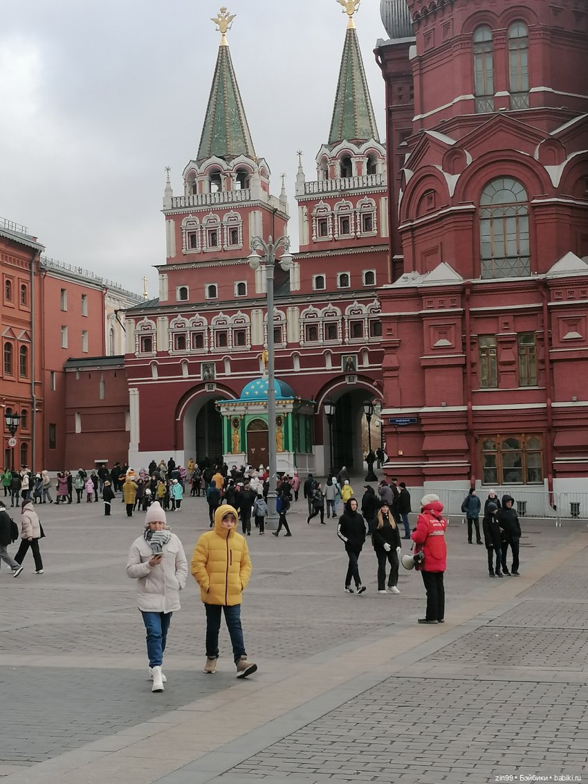 Ванесса Темпо Rainbow High, классная девочка или прогулка по центру Москвы (фото 2)