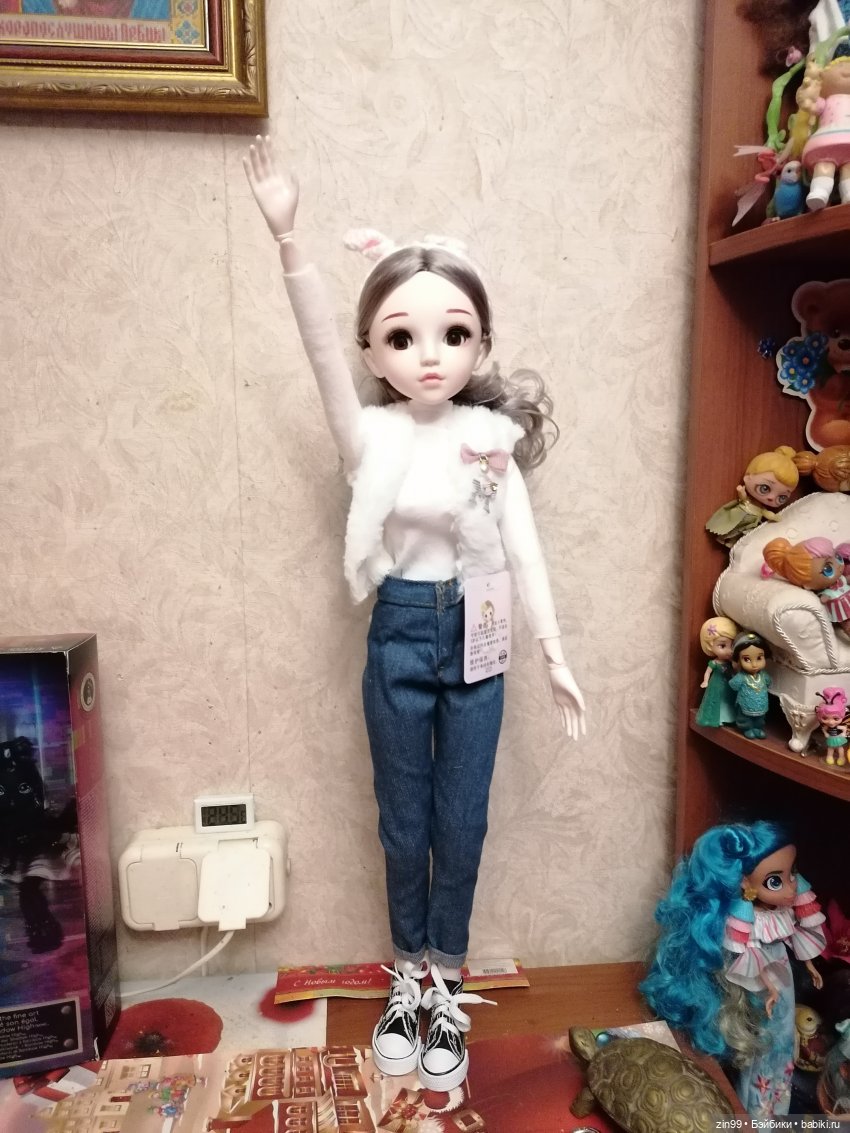 Шарнирная большая кукла, или скоро Новый год