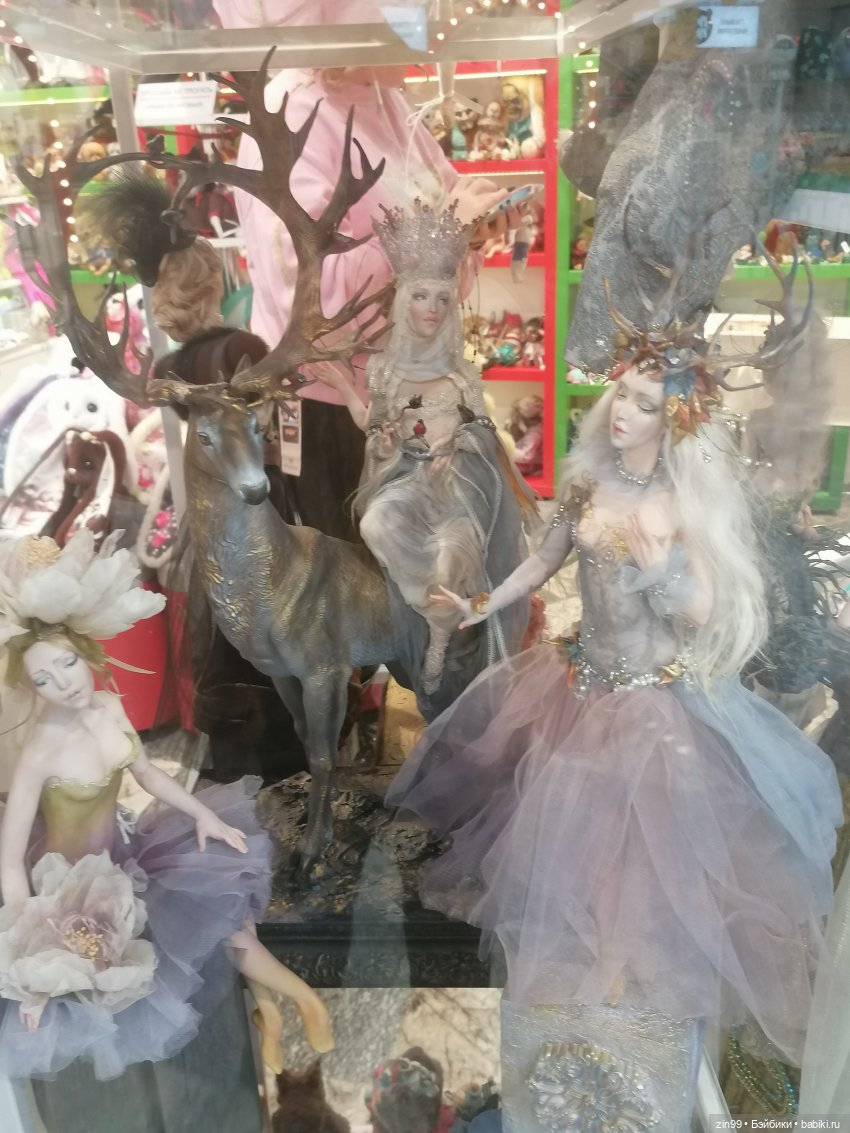 Прогулка в детский магазин в центре Москвы