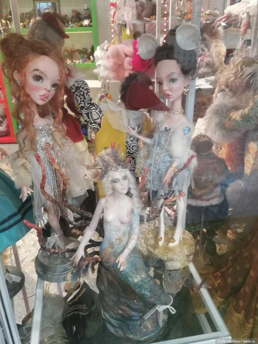 Прогулка в детский магазин в центре Москвы