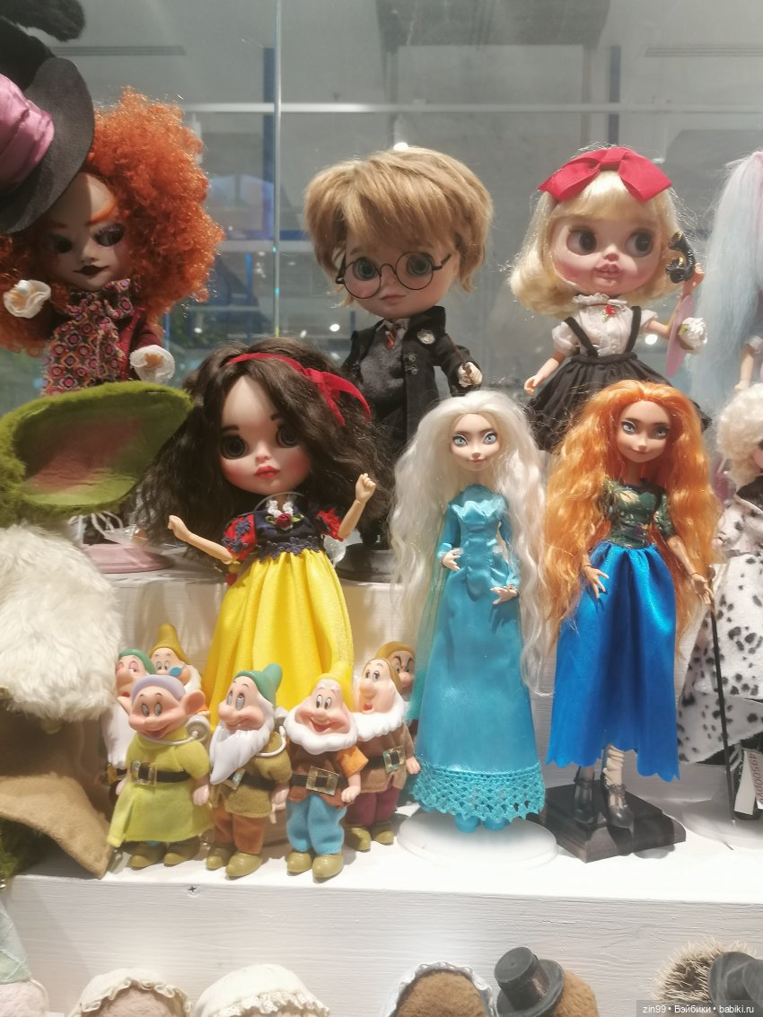 Прогулка в детский магазин в центре Москвы