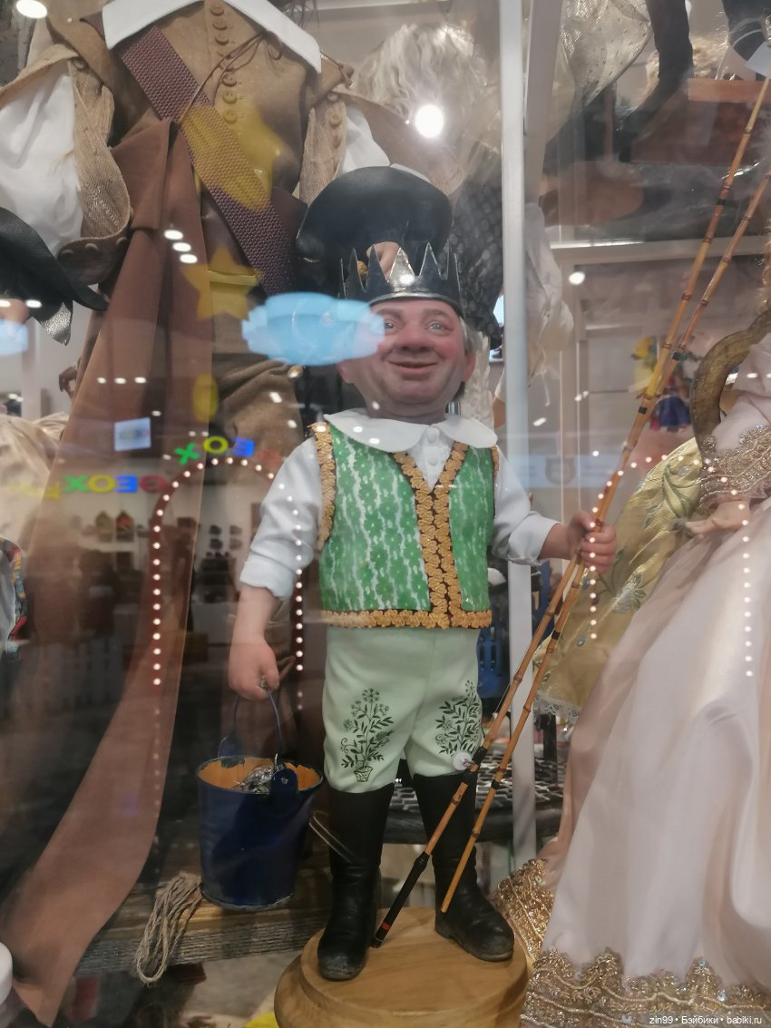 Прогулка в детский магазин в центре Москвы