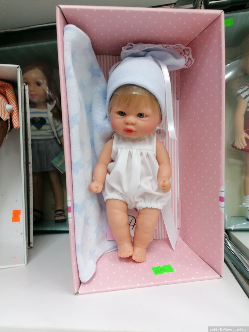 Meena FLEUR Rainbow и Империя кукол