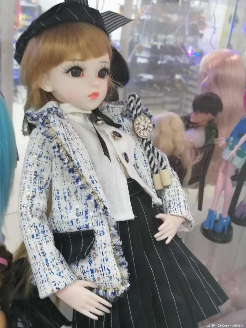 Meena FLEUR Rainbow и Империя кукол