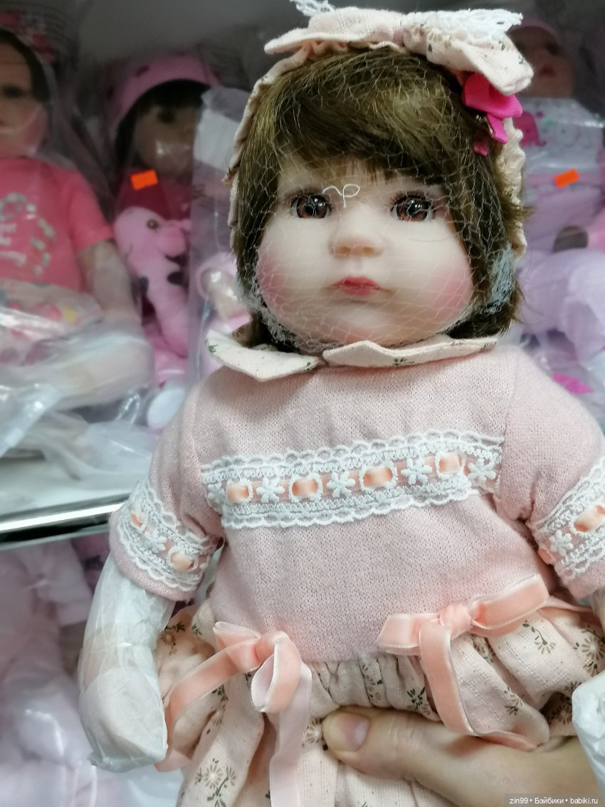 Meena FLEUR Rainbow и Империя кукол