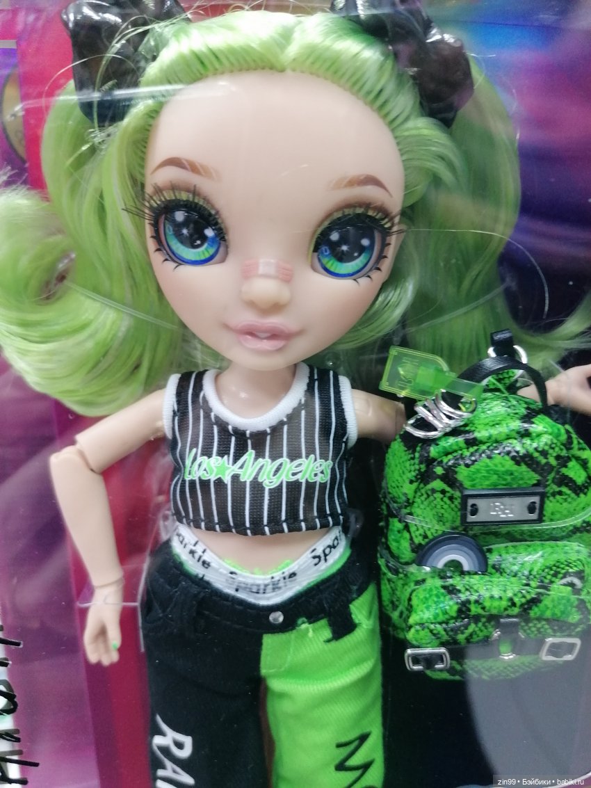 Средняя школа Rainbow High (фото 2)