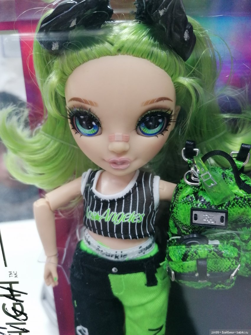 Средняя школа Rainbow High (фото 3)